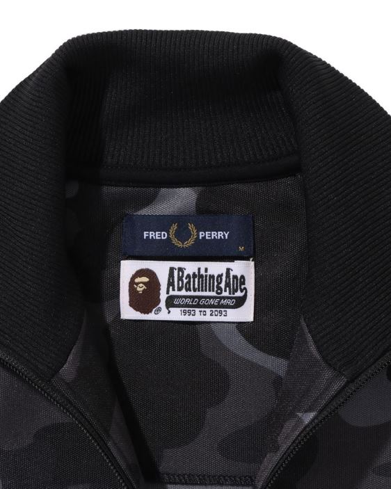 chaqueta de chándal camuflada en color x fred perry hombres negro 26D80214 A Bathing Ape