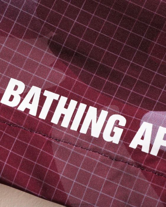 shorts de camuflaje de rejilla mujer rojo ladrillo 26D80898 A Bathing Ape