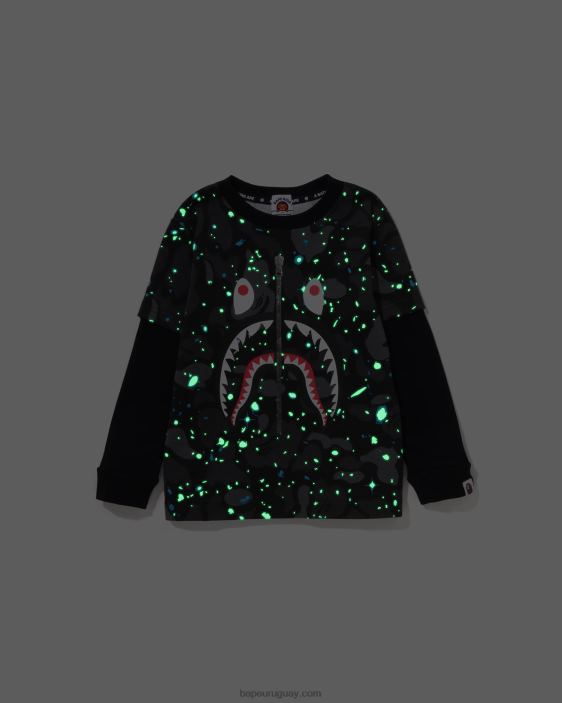 camiseta con capas de tiburón de camuflaje espacial niños negro 26D801463 A Bathing Ape
