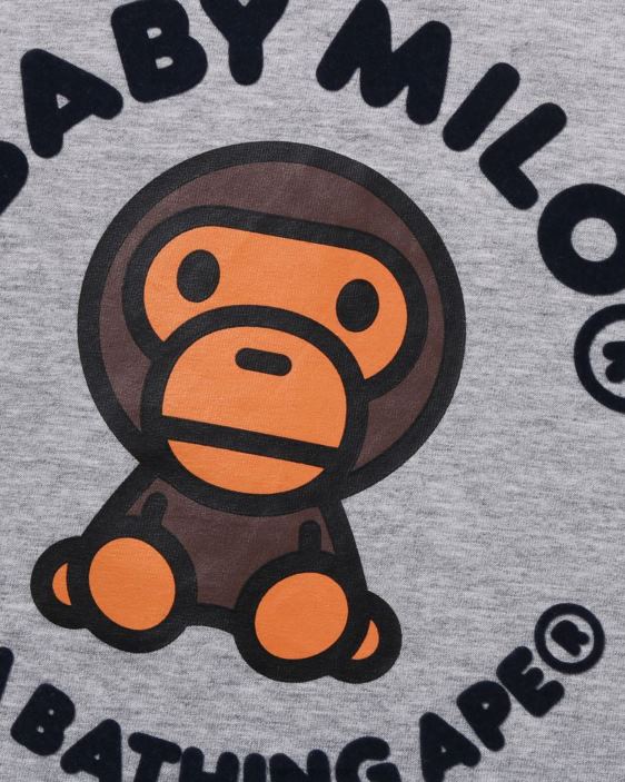 camiseta con estampado nórdico baby milo niños gris 26D801474 A Bathing Ape