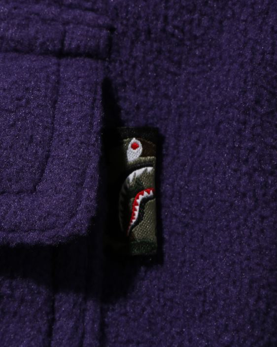 chamarra con parche de tiburón niños púrpura 26D801643 A Bathing Ape