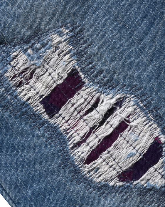 pantalones de mezclilla dañados con parches de camuflaje de color niños mezclilla 26D801630 A Bathing Ape