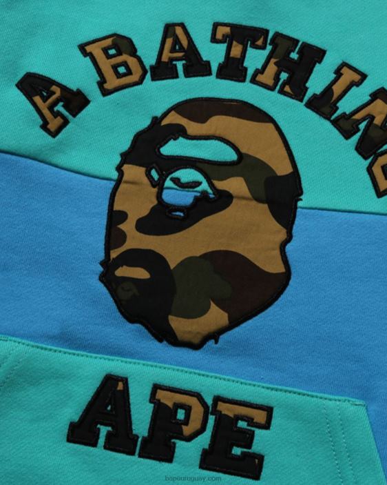 Cuello redondo con bloques de color y parche universitario 1st camo niños verde claro 26D801503 A Bathing Ape