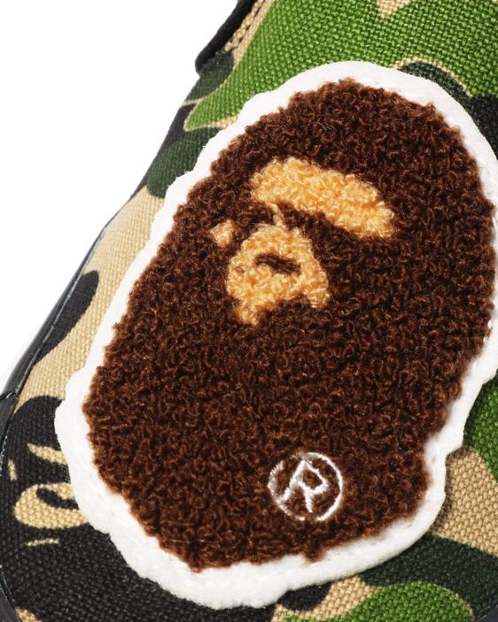 zapatillas sin cordones con parche de cabeza de camuflaje abc niños ejercito verde 26D801618 A Bathing Ape